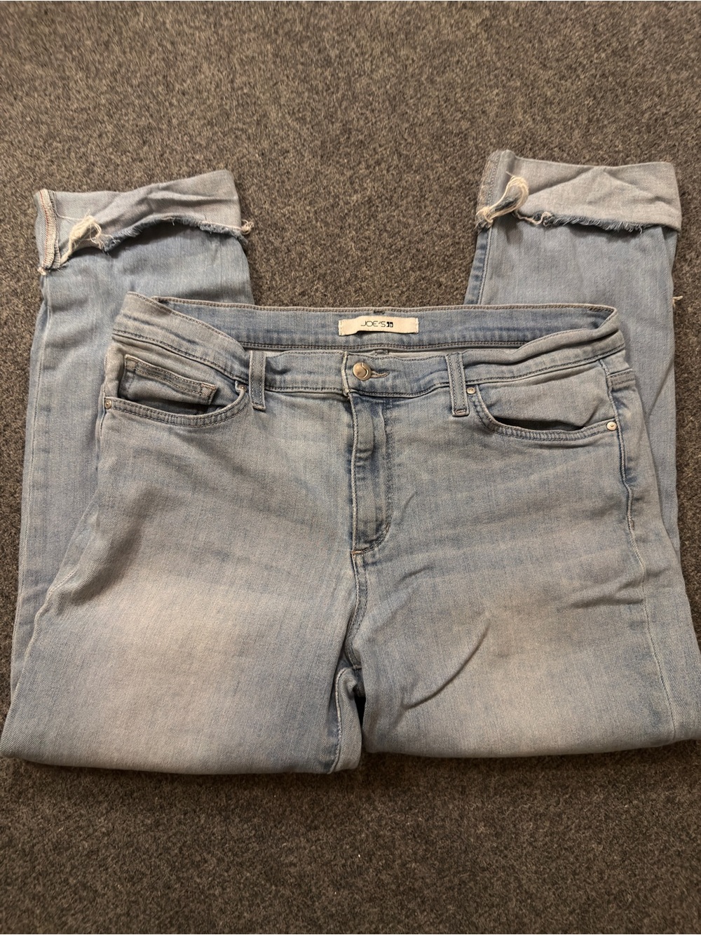 Joe’s Ankle Cuff Distressed Light Wash Jean Size 32